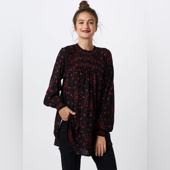 Free People Flowers in her hair tunic - Picture 3 of 10